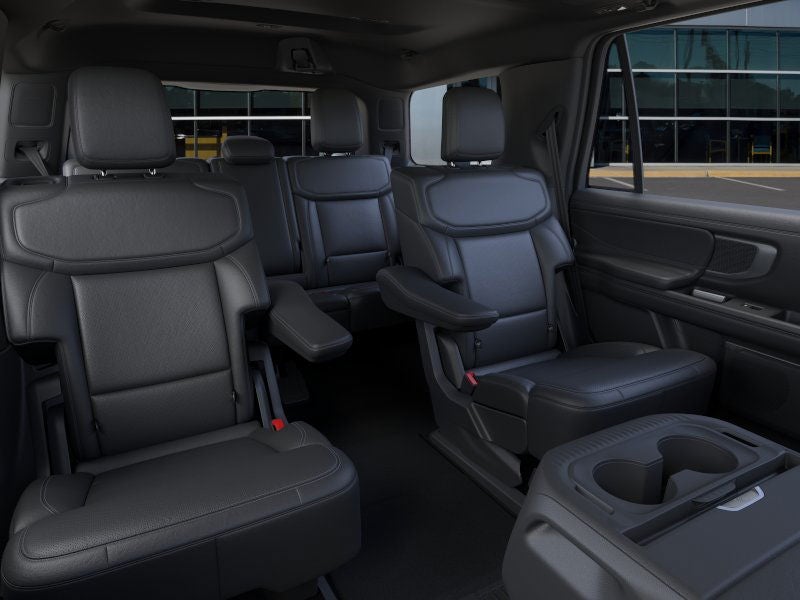 2025 Ford Expedition Platinum®