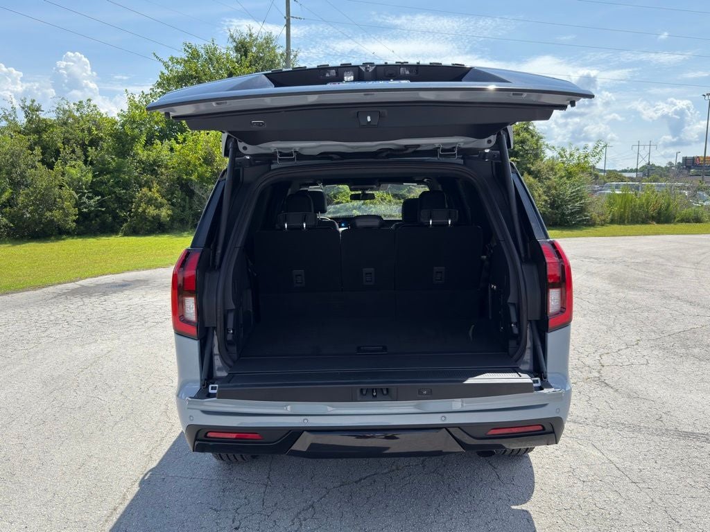 2025 Ford Expedition Platinum®