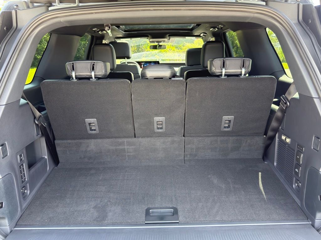 2025 Ford Expedition Platinum®