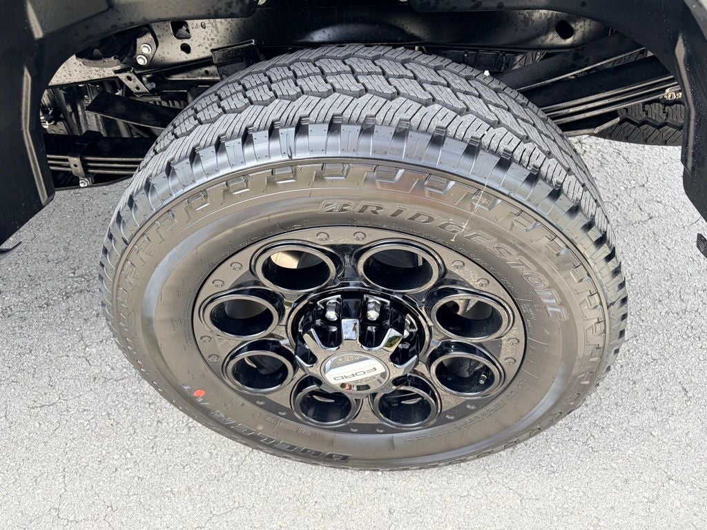 2026 Ford Super Duty F-350® XLT