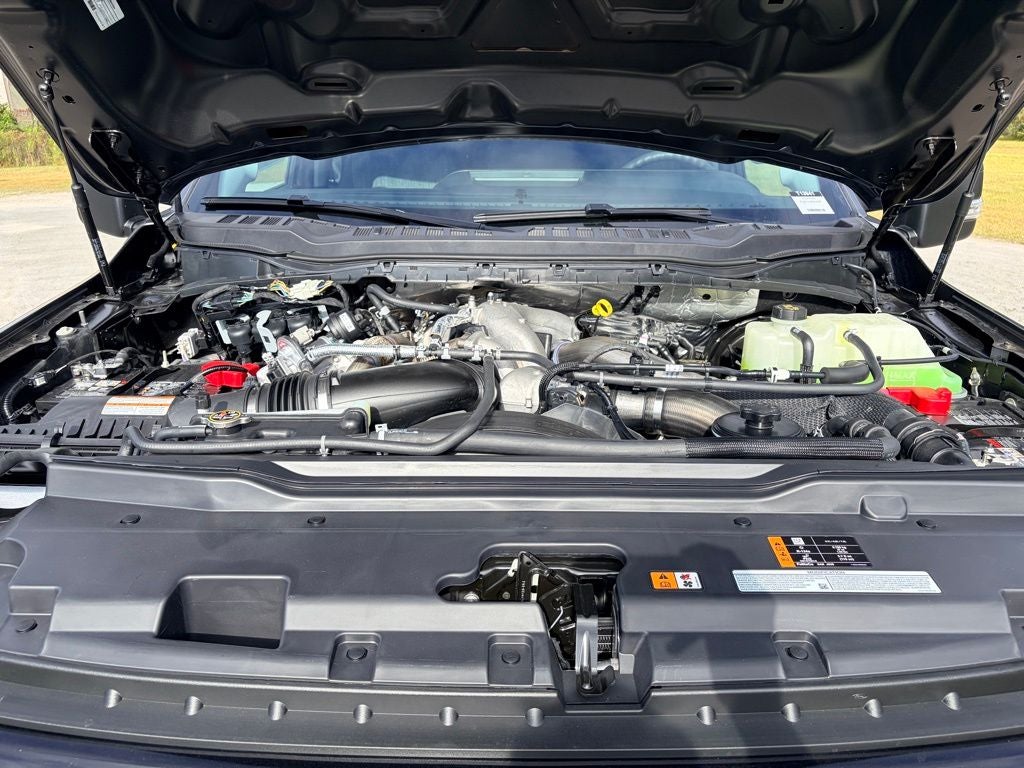 2026 Ford Super Duty F-350® XLT