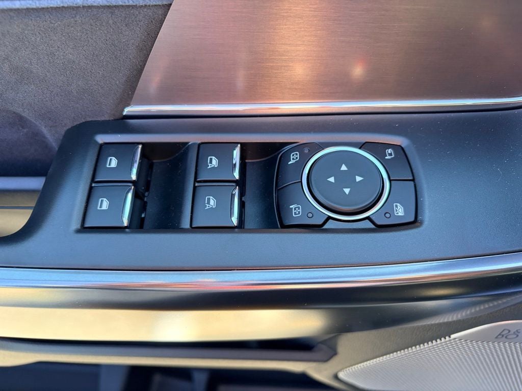 2025 Ford F-150 Platinum®