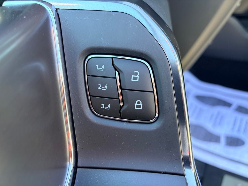 2025 Ford F-150 Platinum®