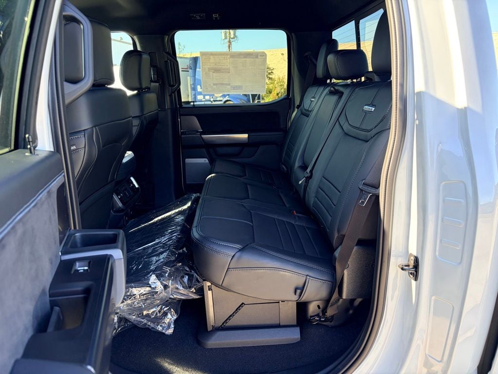 2025 Ford F-150 Platinum®