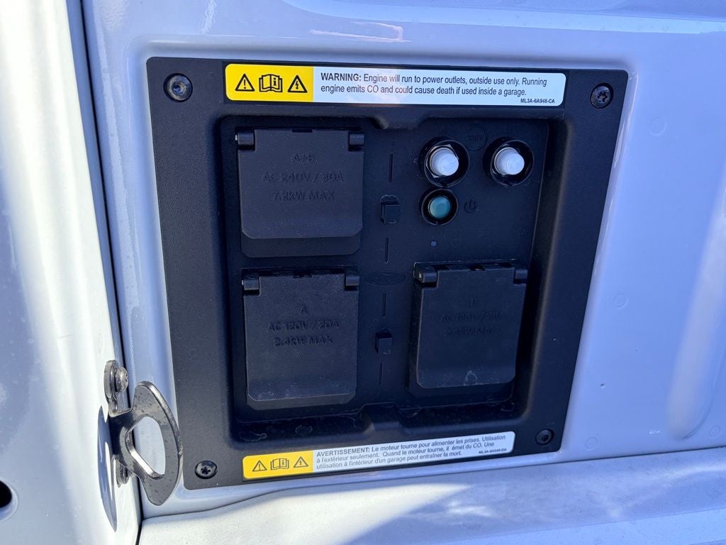 2025 Ford F-150 Platinum®