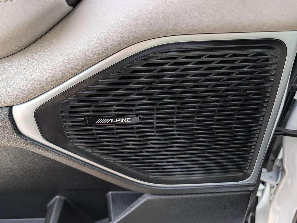 2025 Jeep Wagoneer Base