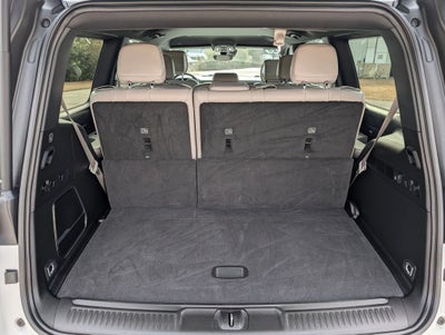 2025 Jeep Wagoneer Base