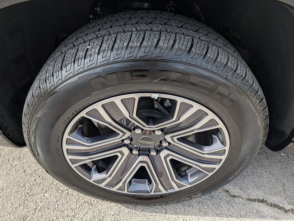 2025 Jeep Wagoneer Base