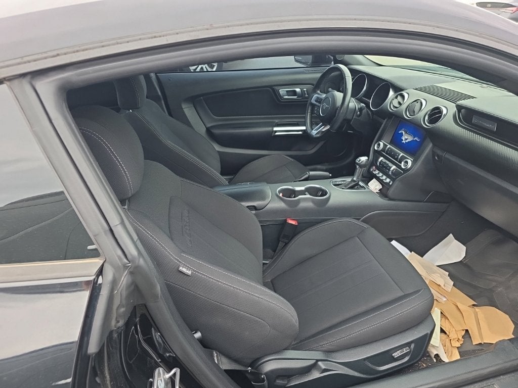 2022 Ford Mustang EcoBoost