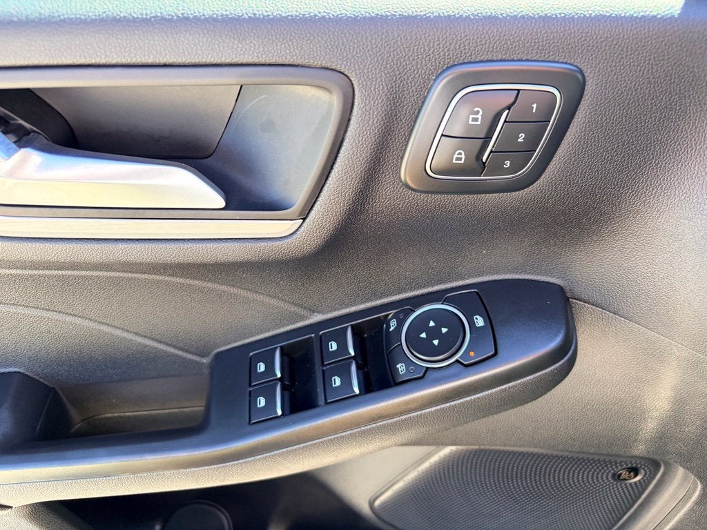 2025 Ford Escape Plug-In Hybrid Base