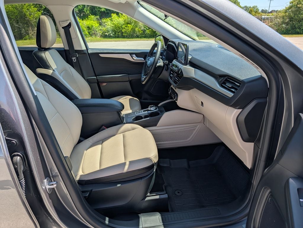 2022 Ford Escape Plug-In Hybrid SEL