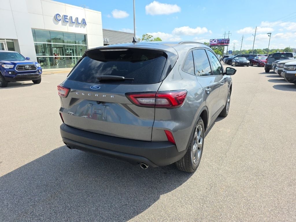 2025 Ford Escape ST-Line