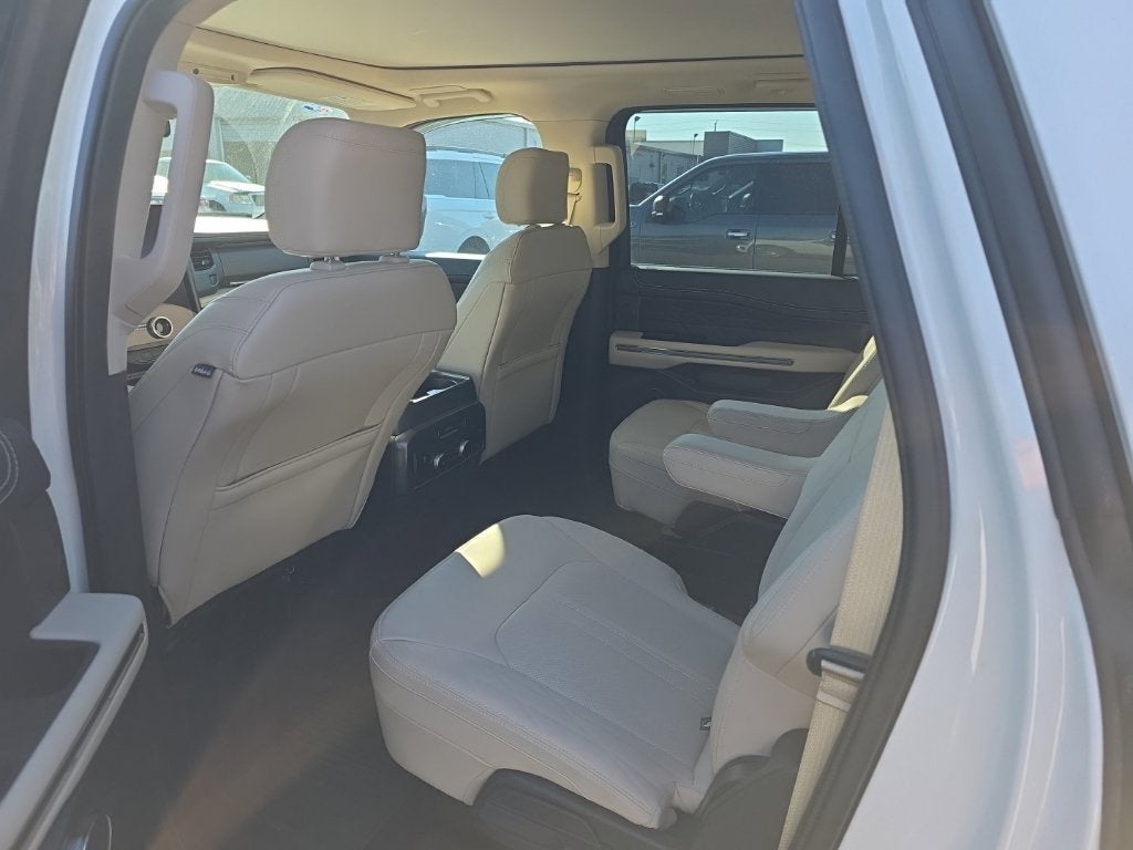 2023 Ford Expedition Max Platinum
