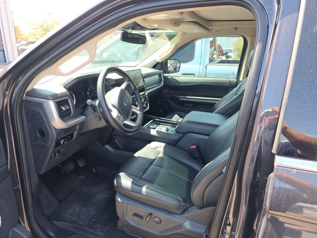 2023 Ford Expedition XLT