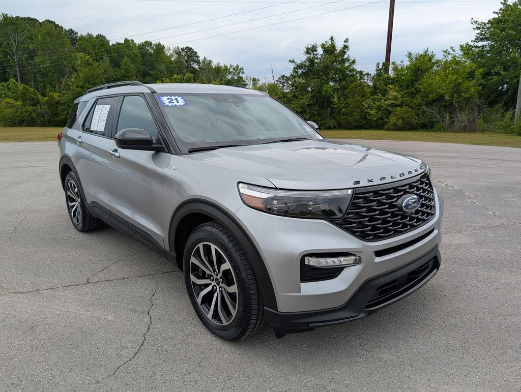 2022 Ford Explorer ST-Line