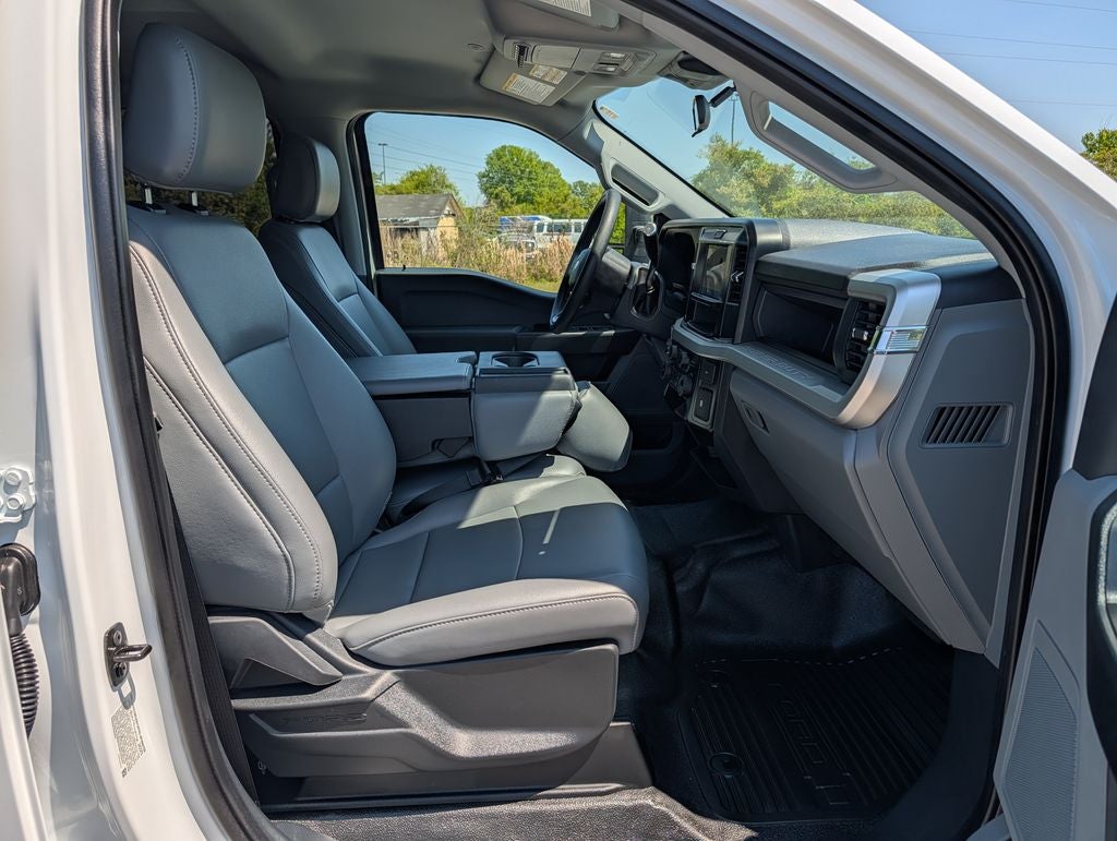 2025 Ford F-350SD XL
