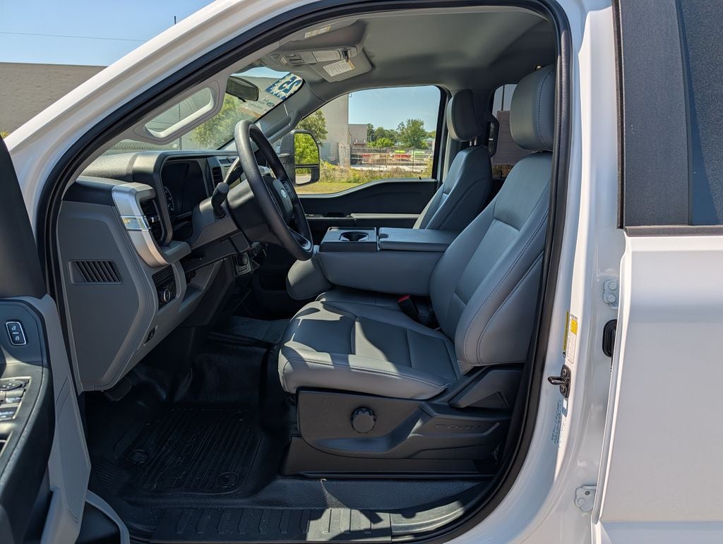 2025 Ford F-350SD XL