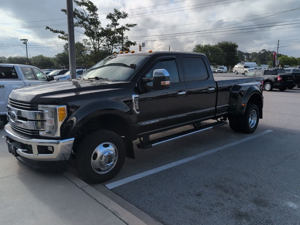 2017 Ford F-350SD Lariat DRW