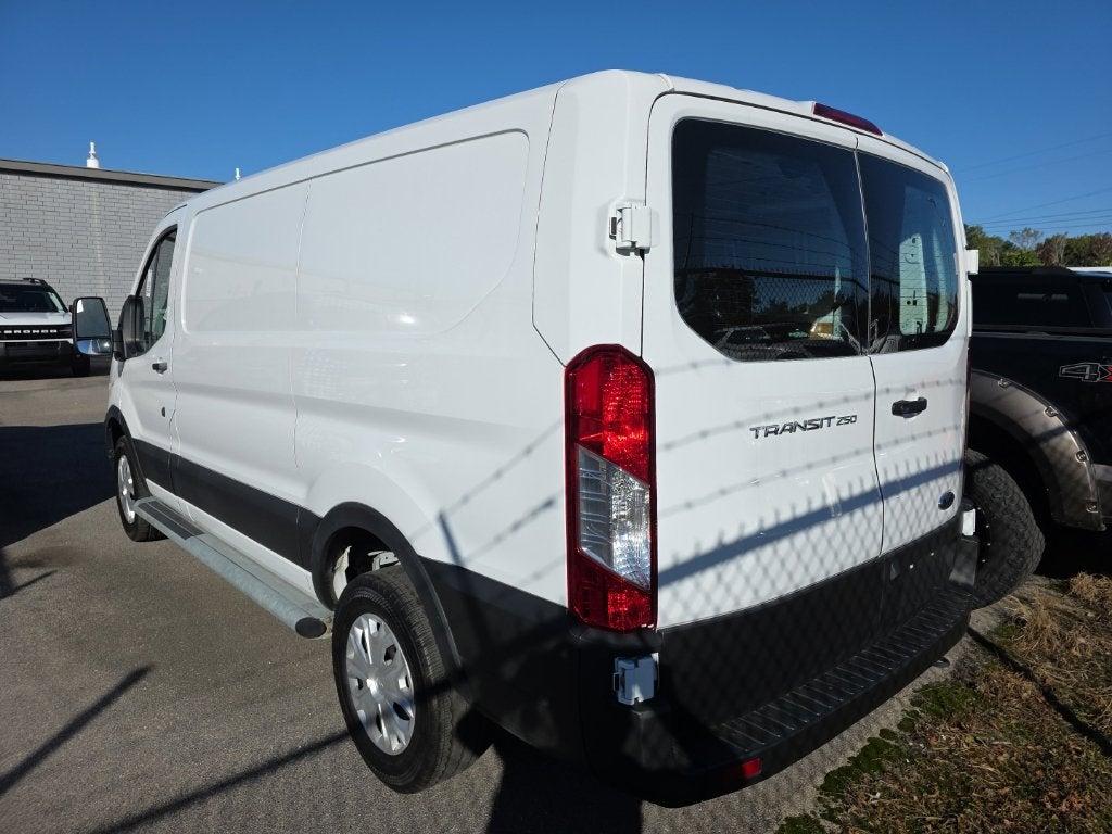 2025 Ford Transit-250 Base