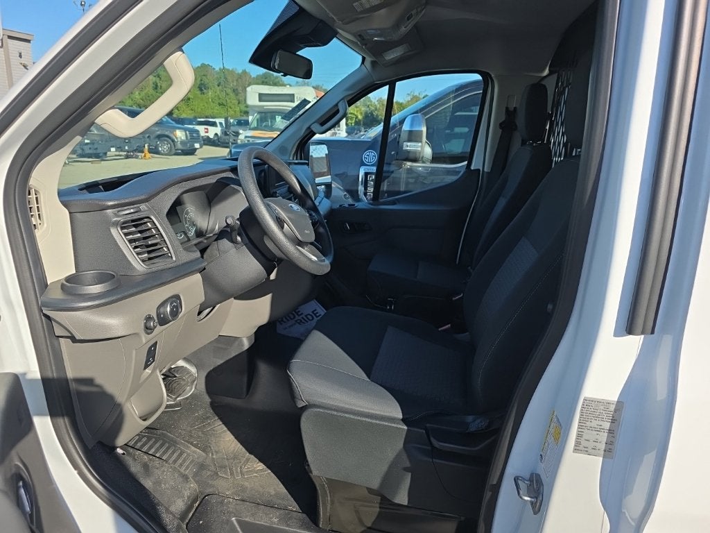 2025 Ford Transit-250 Base