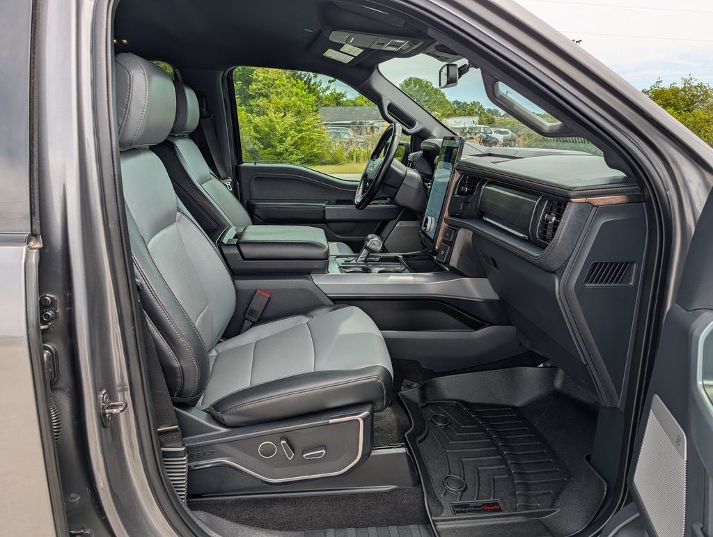 2023 Ford F-150 Lightning Lariat
