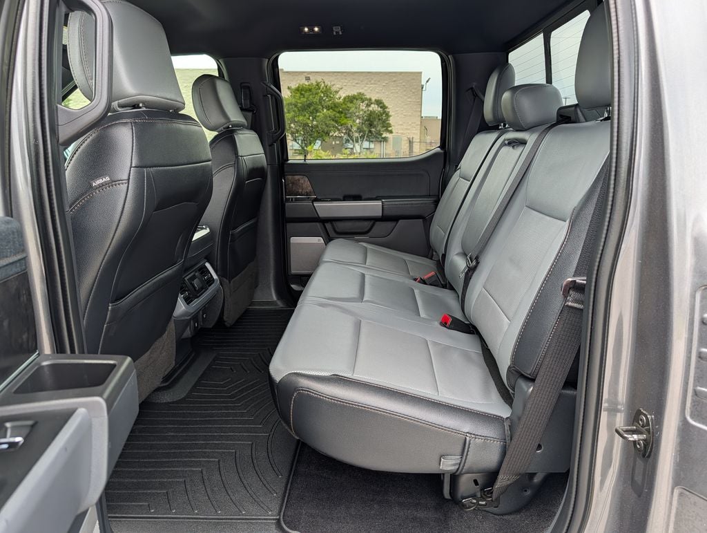 2023 Ford F-150 Lightning Lariat