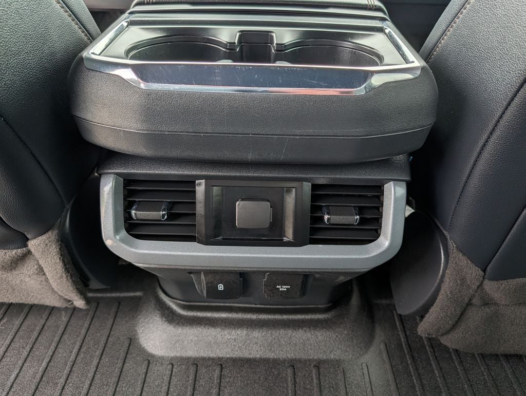 2023 Ford F-150 Lightning Lariat