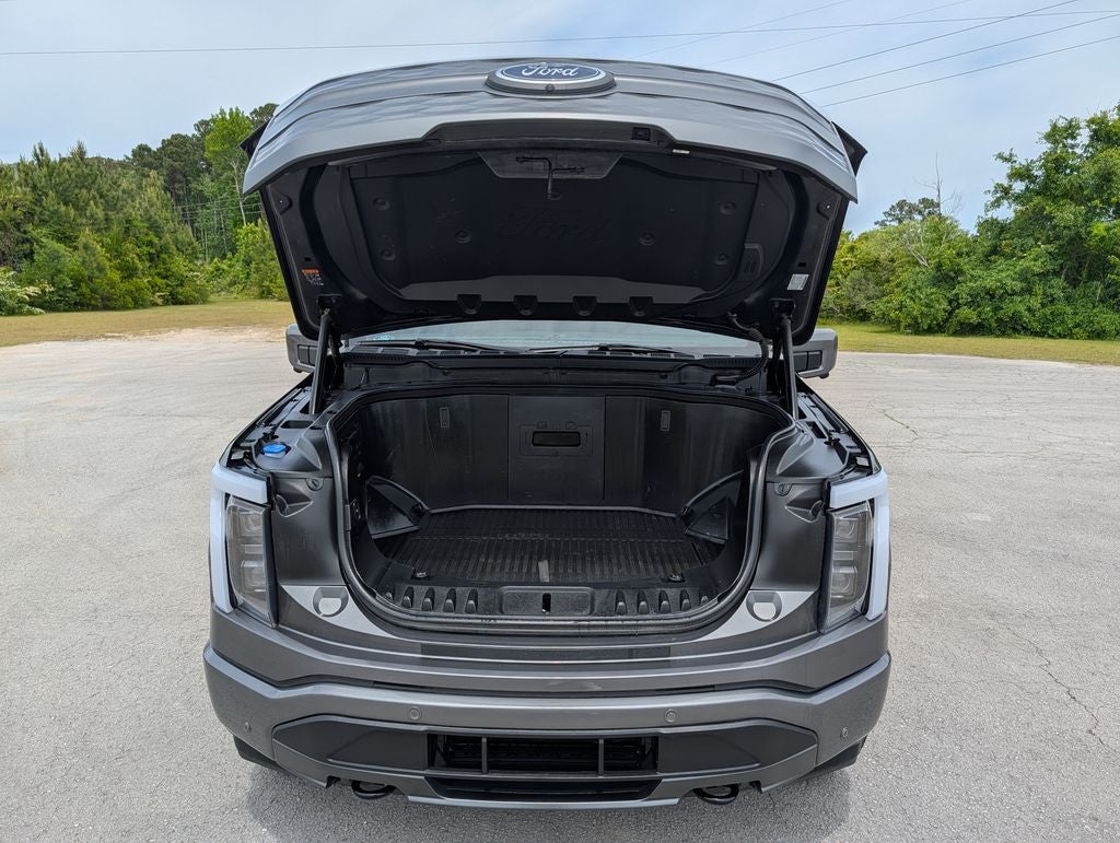 2023 Ford F-150 Lightning Lariat
