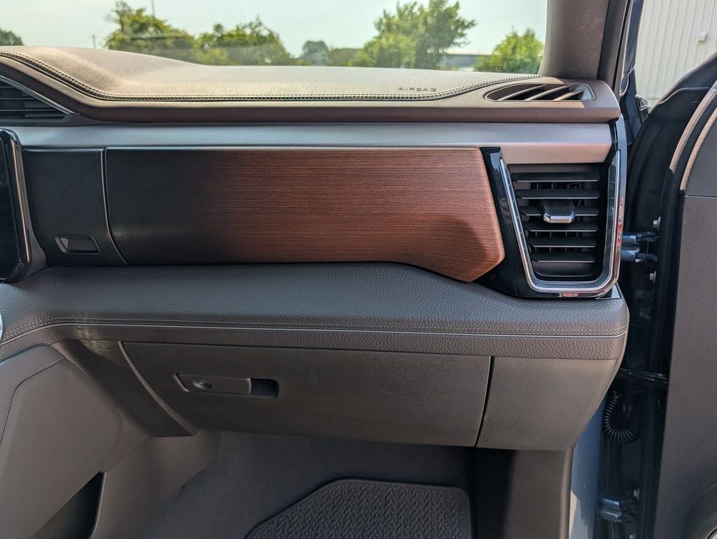 2025 GMC Sierra 2500HD Denali