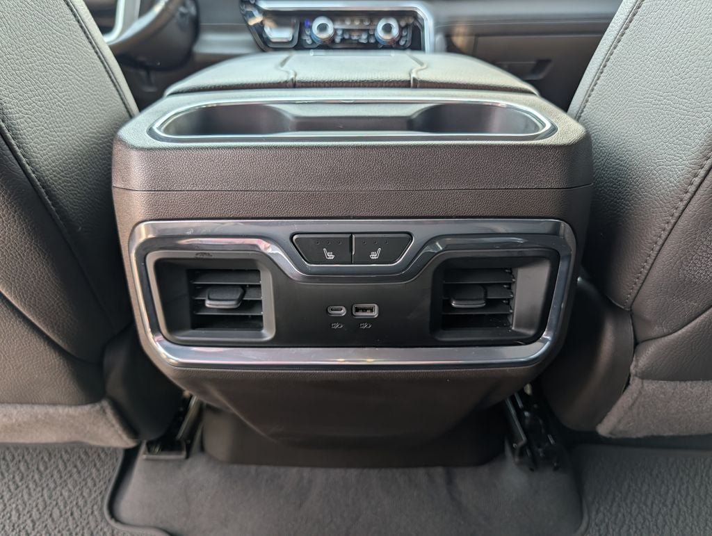 2025 GMC Sierra 2500HD Denali