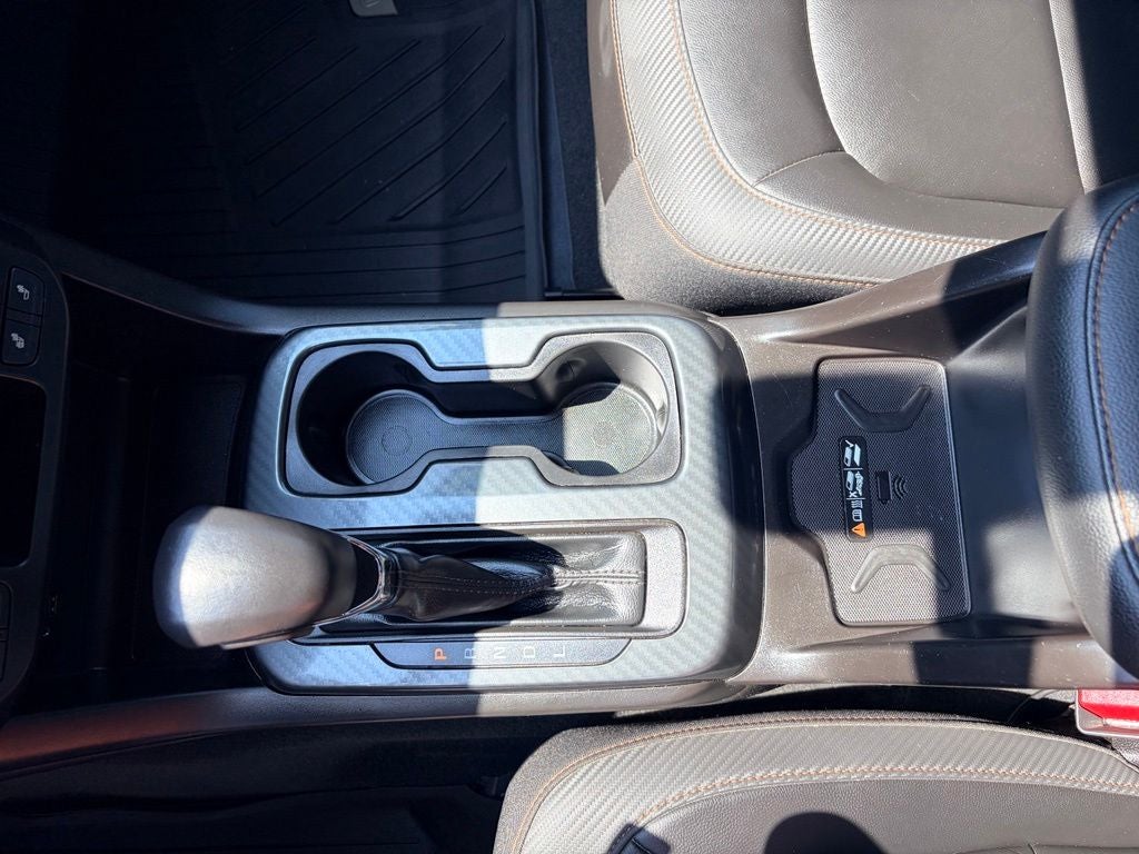 2022 GMC Canyon AT4 w/Leather