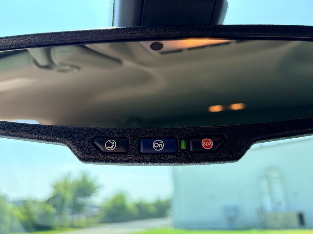2022 GMC Canyon AT4 w/Leather