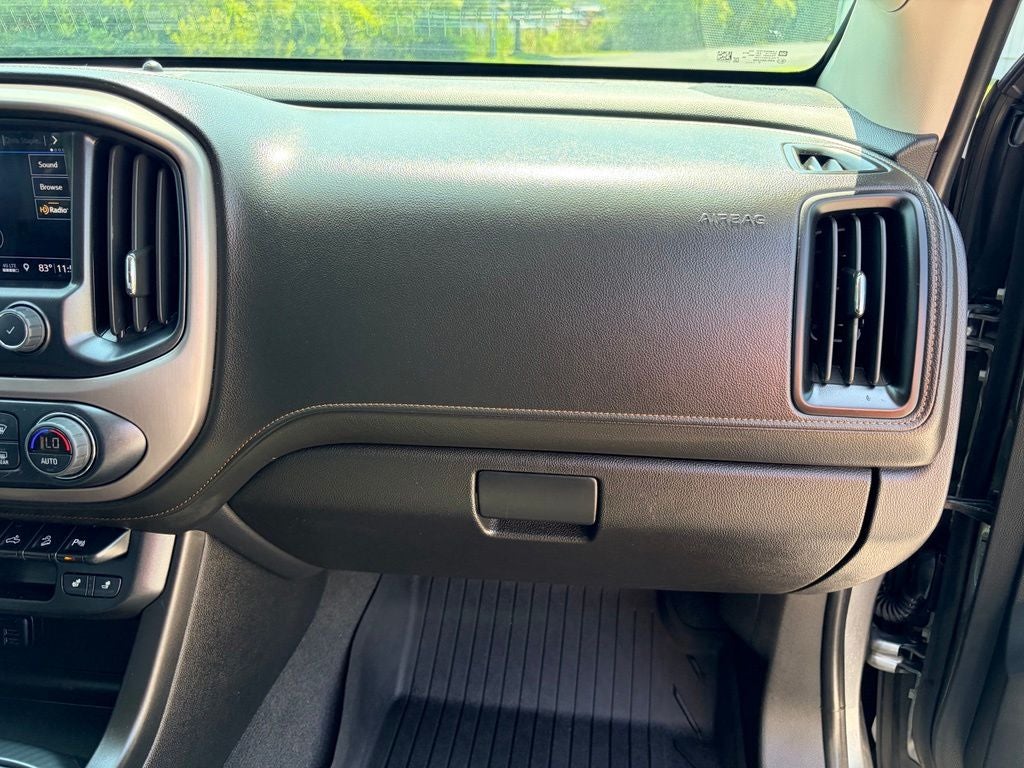 2022 GMC Canyon AT4 w/Leather