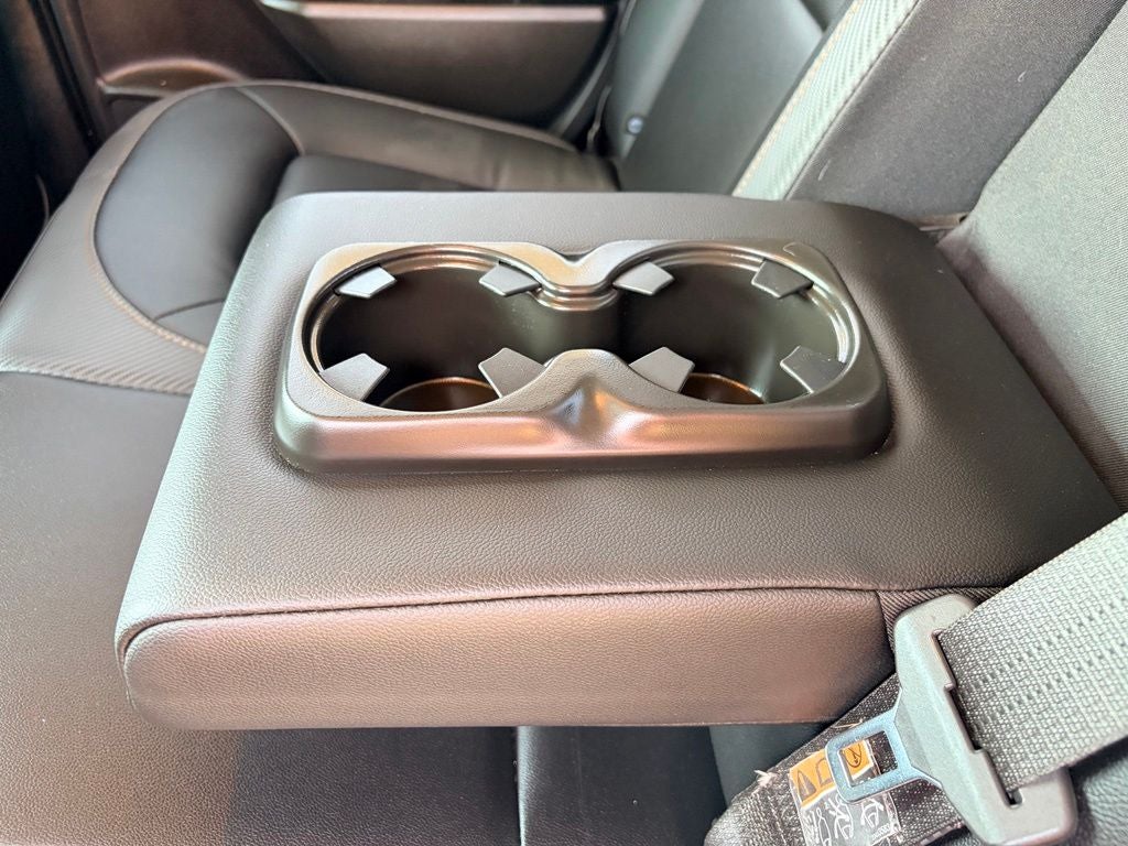 2022 GMC Canyon AT4 w/Leather