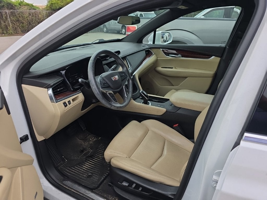 2017 Cadillac XT5 Premium Luxury