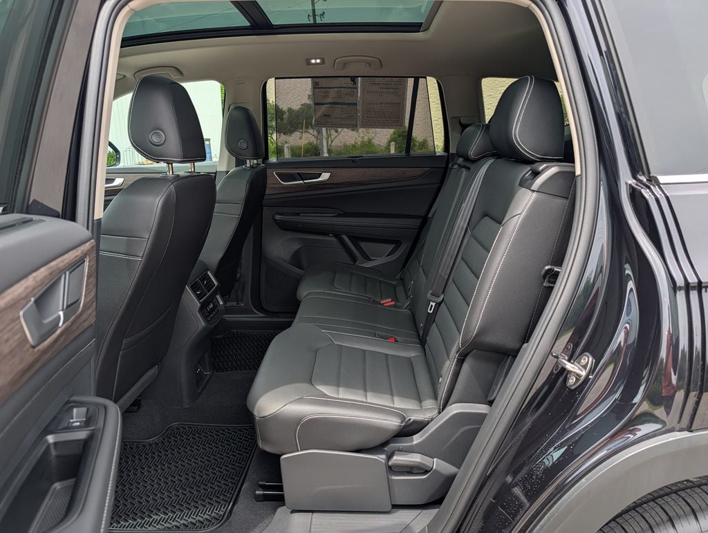 2025 Volkswagen Atlas 2.0T SEL