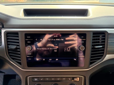 2021 Volkswagen Atlas 3.6L V6 SE w/Technology