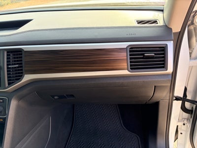 2021 Volkswagen Atlas 3.6L V6 SE w/Technology