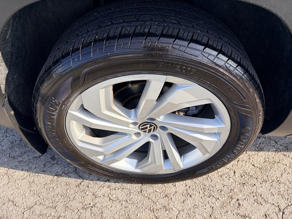 2021 Volkswagen Atlas 3.6L V6 SE w/Technology