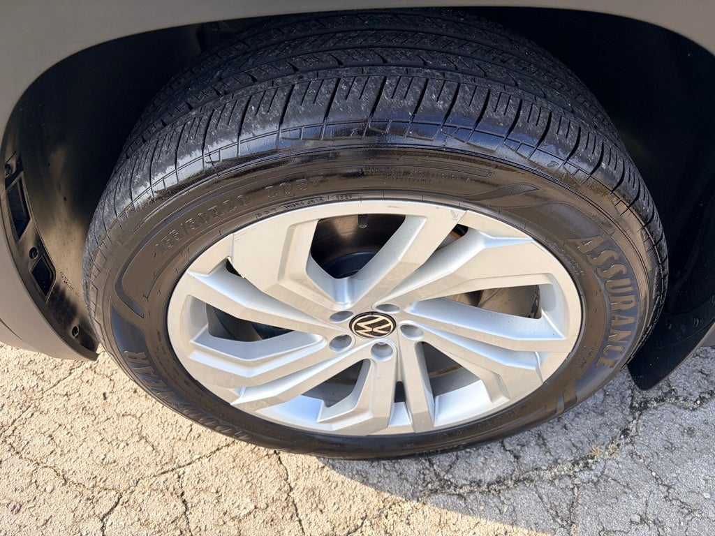 2021 Volkswagen Atlas 3.6L V6 SE w/Technology