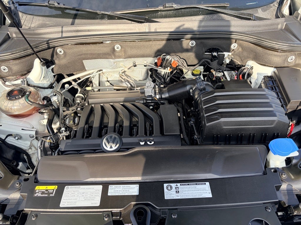 2021 Volkswagen Atlas 3.6L V6 SE w/Technology