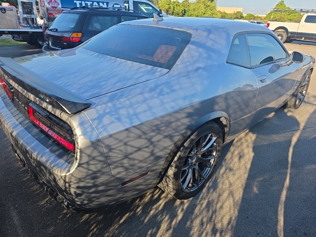 2015 Dodge Challenger SRT 392