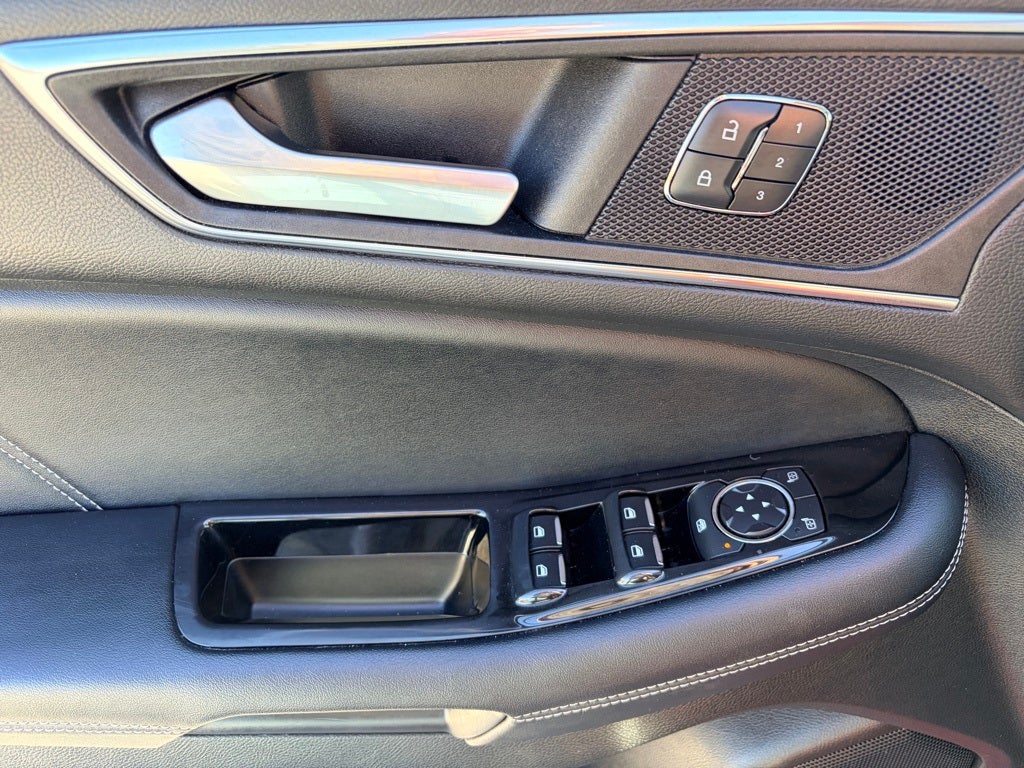 2016 Ford Edge Sport