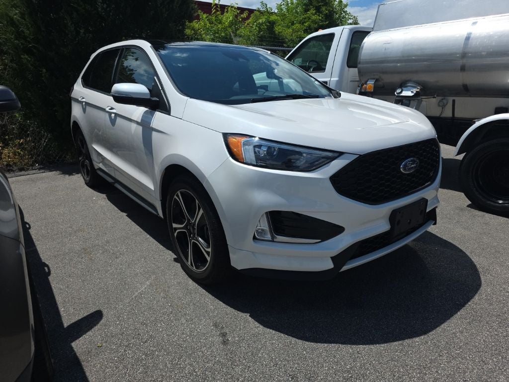 2019 Ford Edge ST