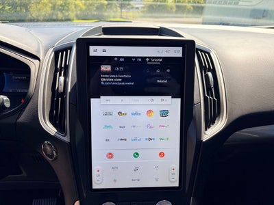 2023 Ford Edge SE