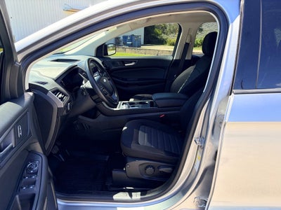 2023 Ford Edge SE