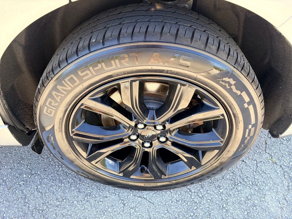2023 Ford Edge SE