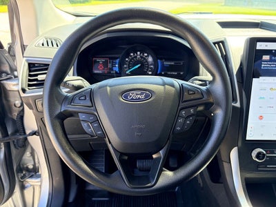 2023 Ford Edge SE