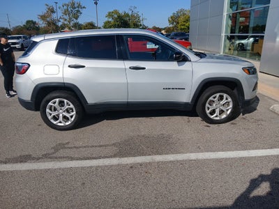2024 Jeep Compass Sport