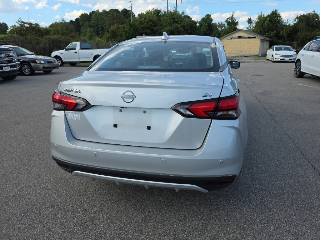 2024 Nissan Versa 1.6 SV